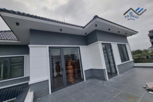 Hình ảnh thực tế các sản phẩm nhôm kính và nội thất tại công trình nhà kiểu phong cách hiện đại năm 2024