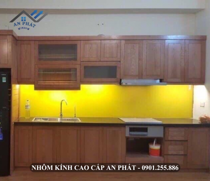 KÍNH MÀU TRANG TRÍ