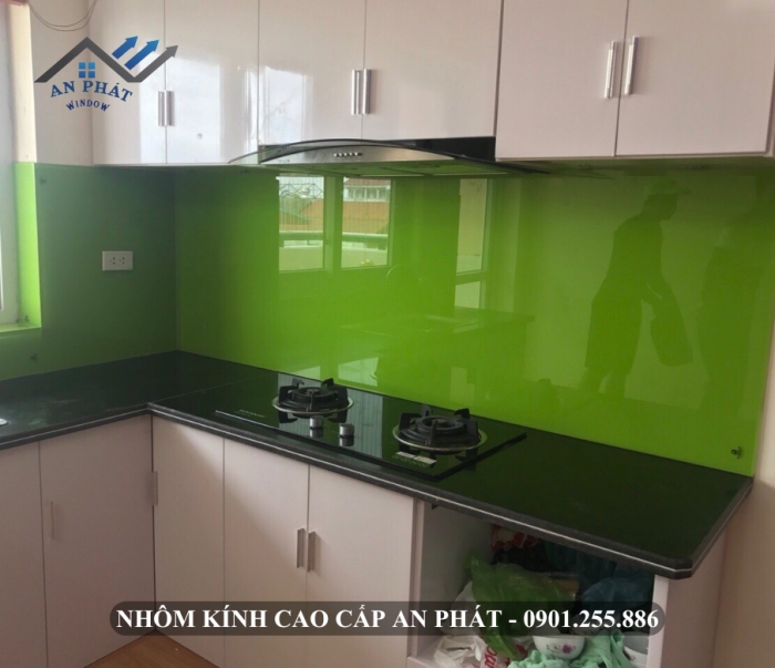 KÍNH MÀU TRANG TRÍ