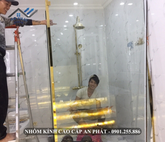 CABIN-VÁCH TẮM KÍNH