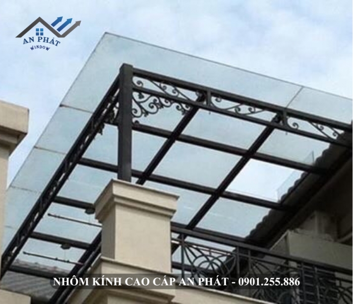 MÁI KÍNH GIẾNG TRỜI