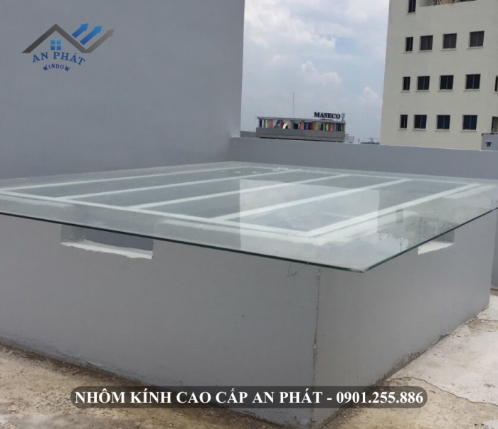 MÁI KÍNH GIẾNG TRỜI